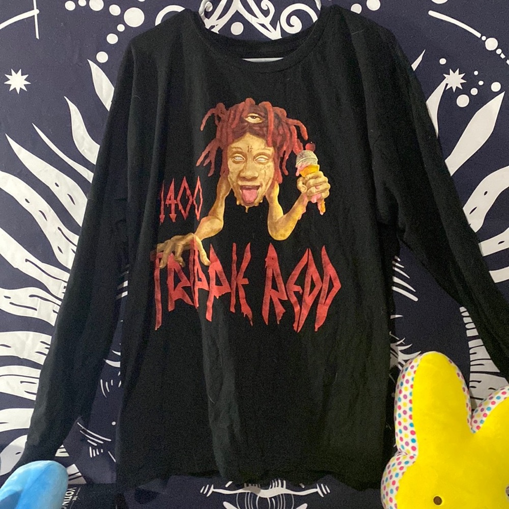 Trippie Red shirt from Spencer’s Large men/women